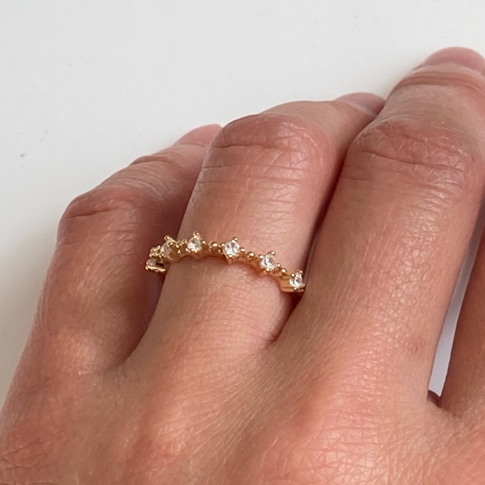Dainty Pavé Ring